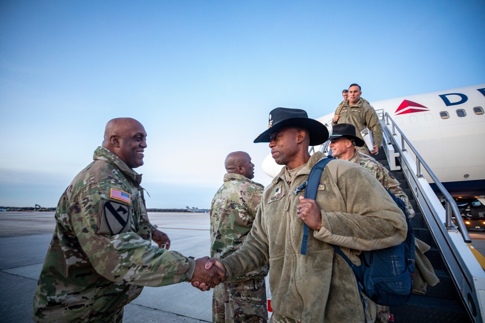 1st Squadron, 102nd Cavalry Regiment troopers home for the holidays