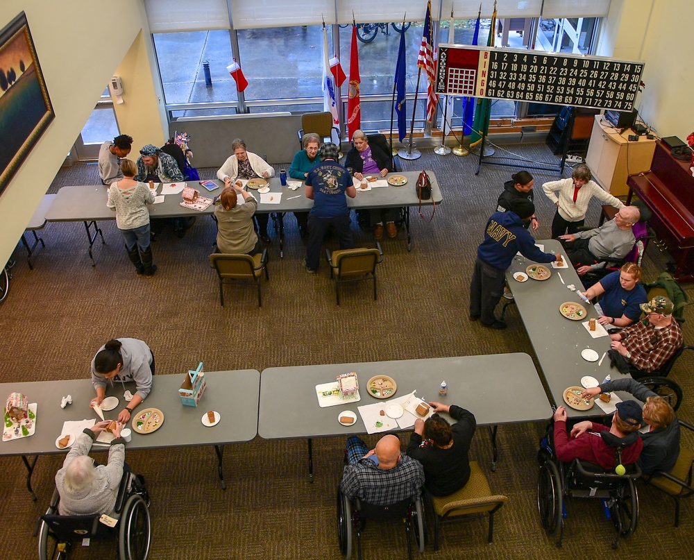 Sailors Make Gingerbread Houses with Veterans at the Washington Veterans Home