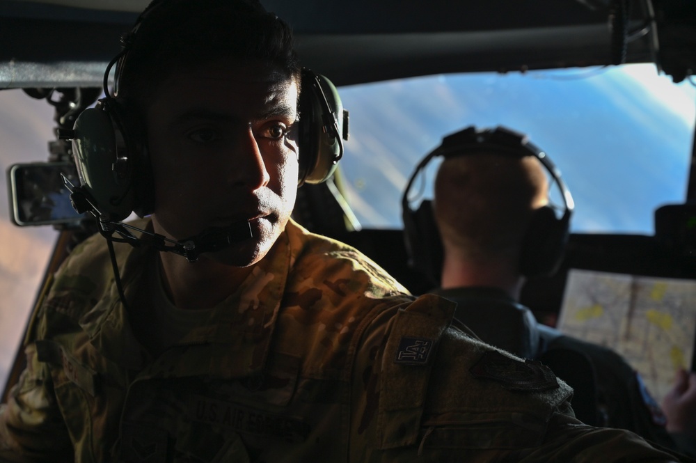 Travis C-5M Galaxy tests combat evasion capabilities