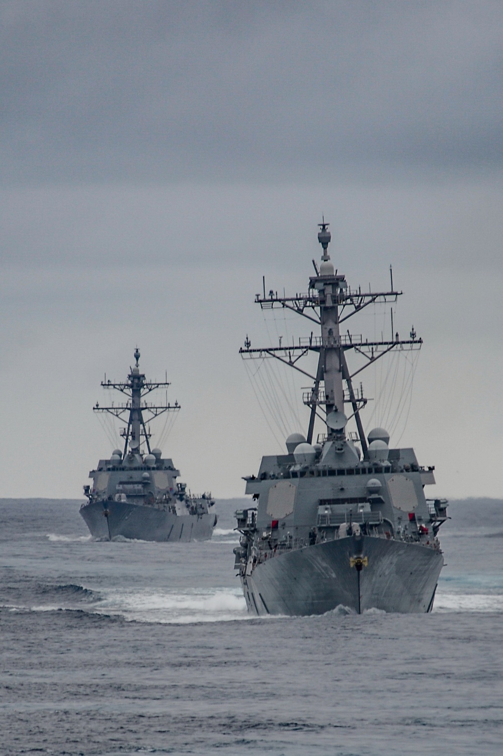 USS RUSSELL (DDG 59)