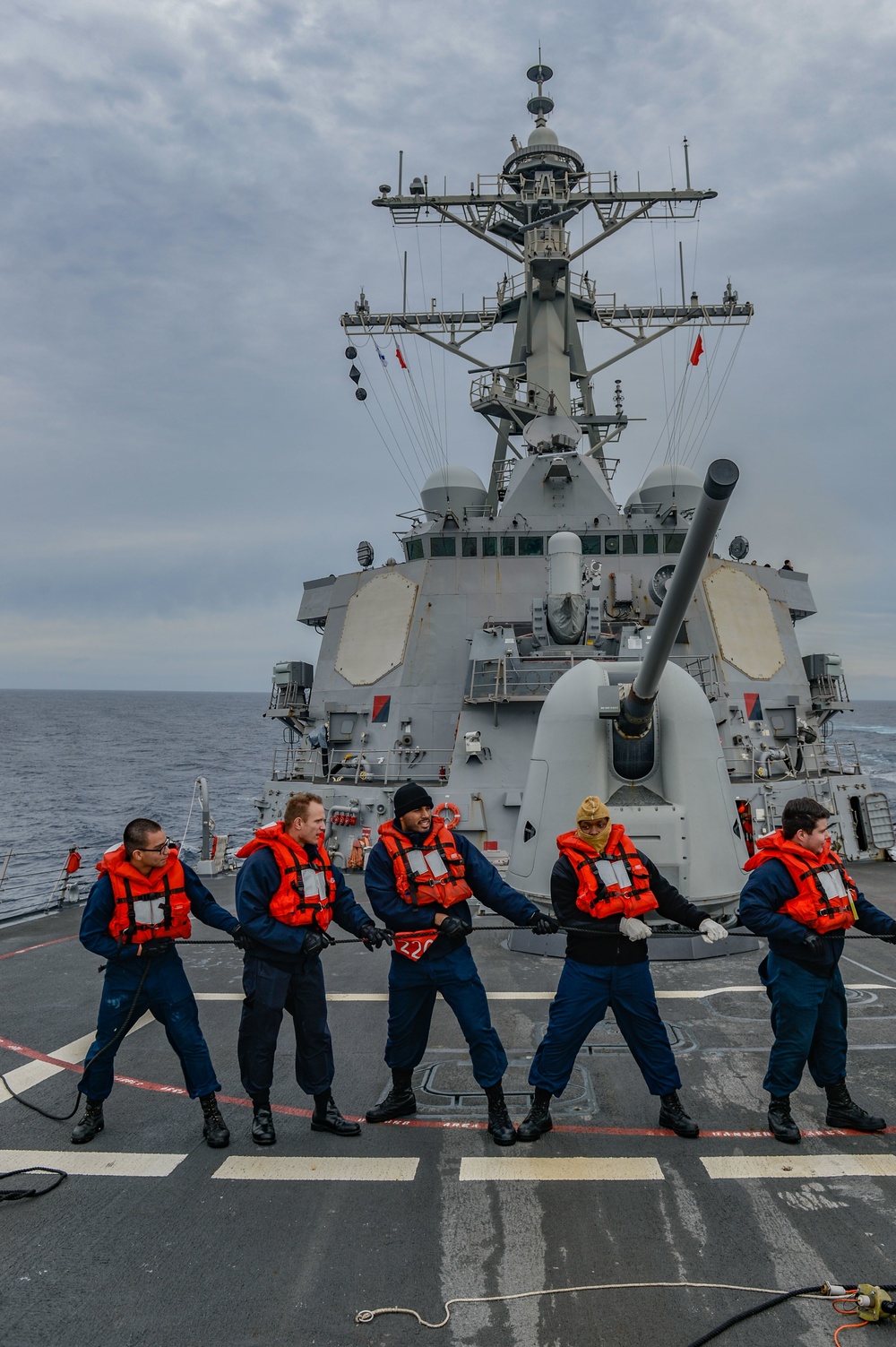 USS RUSSELL (DDG 59)