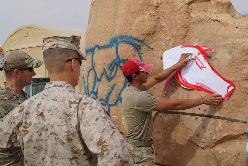 U.S. Marine Corps Lt. Gen. Carl E. Mundy III visits PSAB