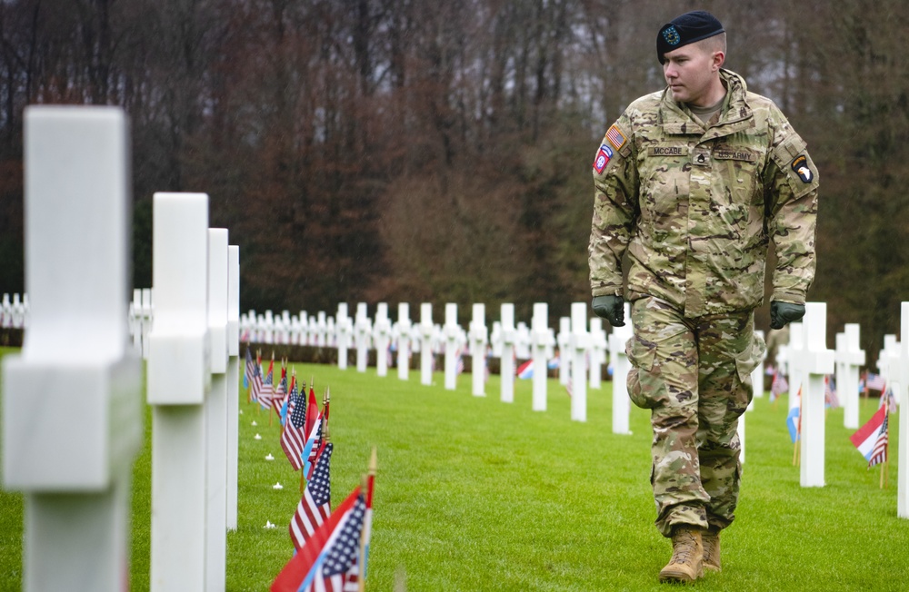 Luxembourg American Cemetery Luminary Event