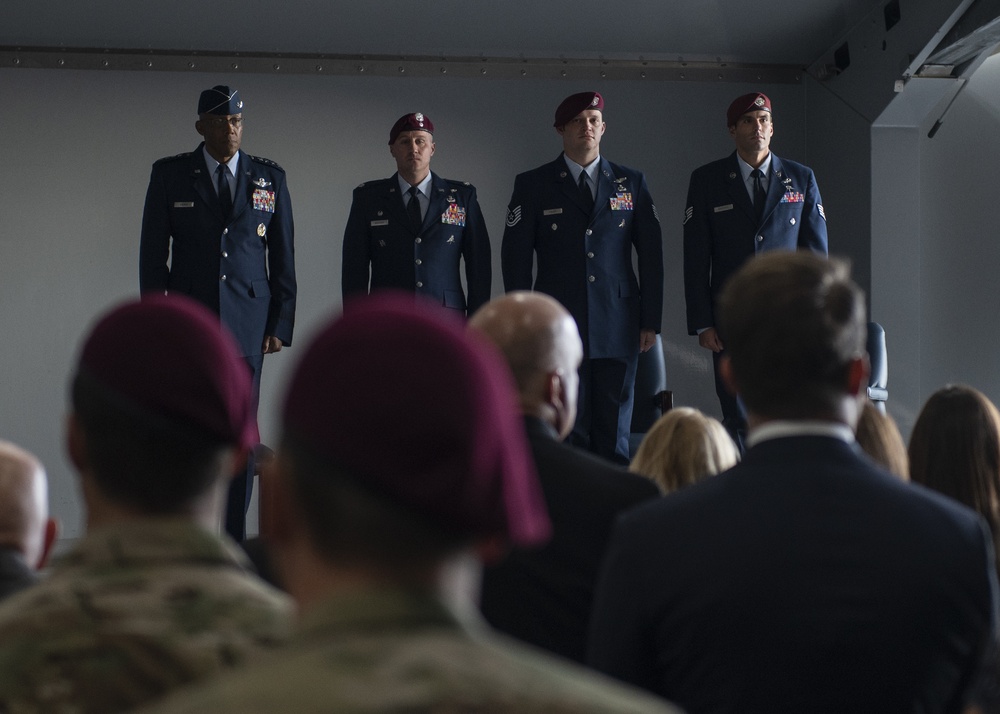 2 pararescue Airmen receive Silver Star Medals for gallant actions in Afghanistan