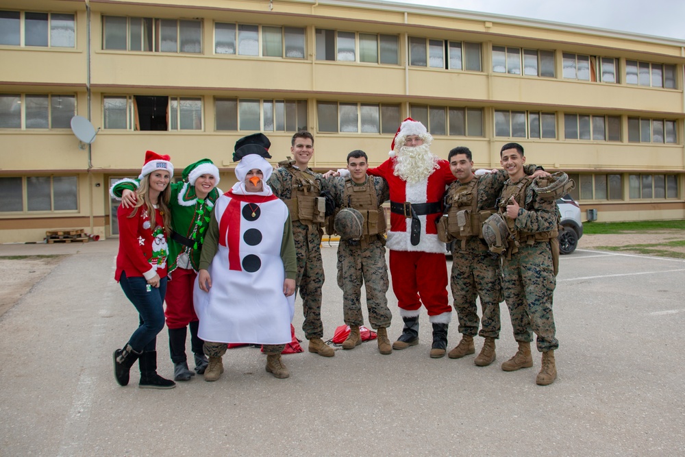 SPMAGTF CR-AF 20.1: USO Holiday Tour