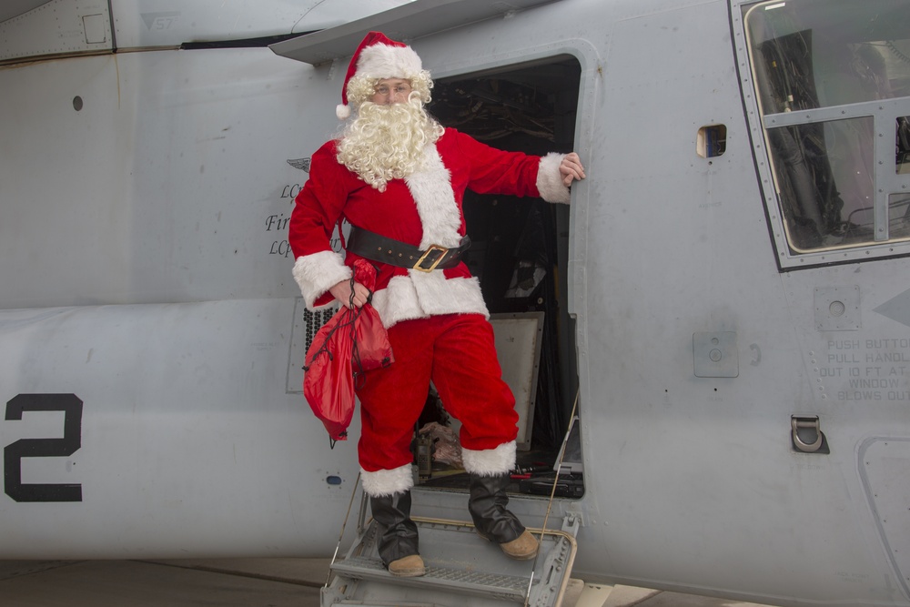 SPMAGTF CR-AF 20.1: USO Holiday Tour