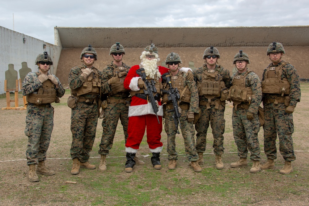 SPMAGTF CR-AF 20.1: USO Holiday Tour