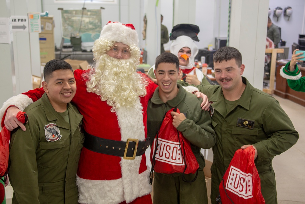SPMAGTF CR-AF 20.1: USO Holiday Tour