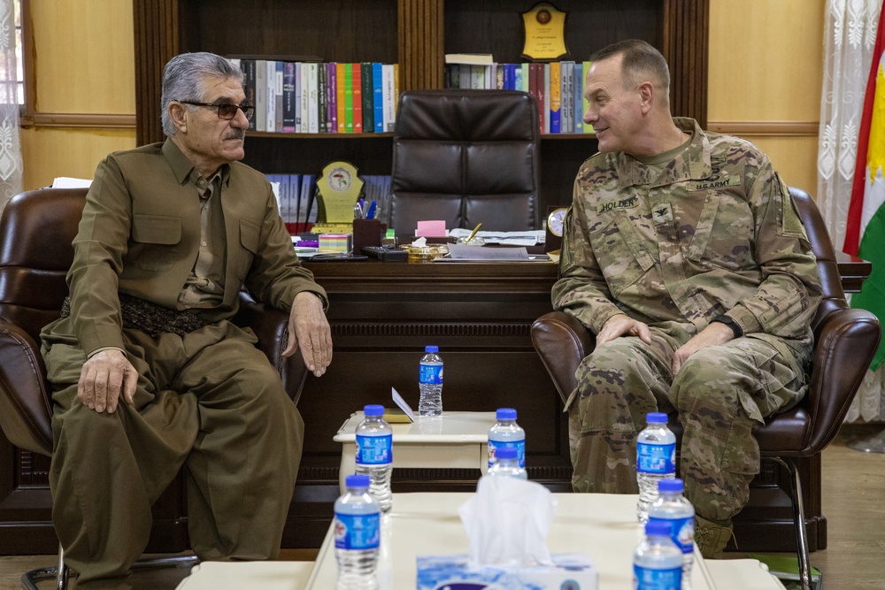 Col. Holden Visits Maj. Gen. Mustafa Chawrash