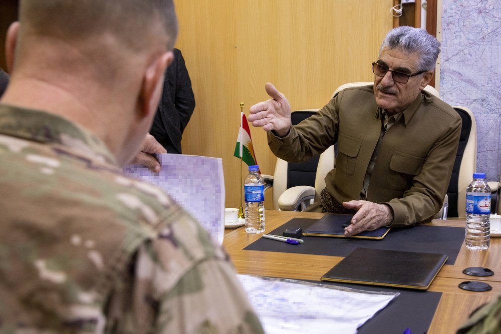 Col. Holden Visits Maj. Gen. Mustafa Chawrash