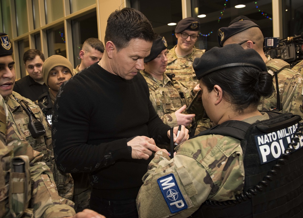 Wahlberg brothers visit Ramstein, thank troops