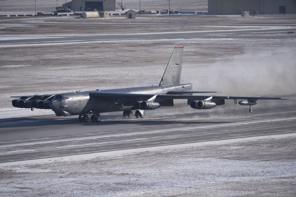 B-52 Takeoff