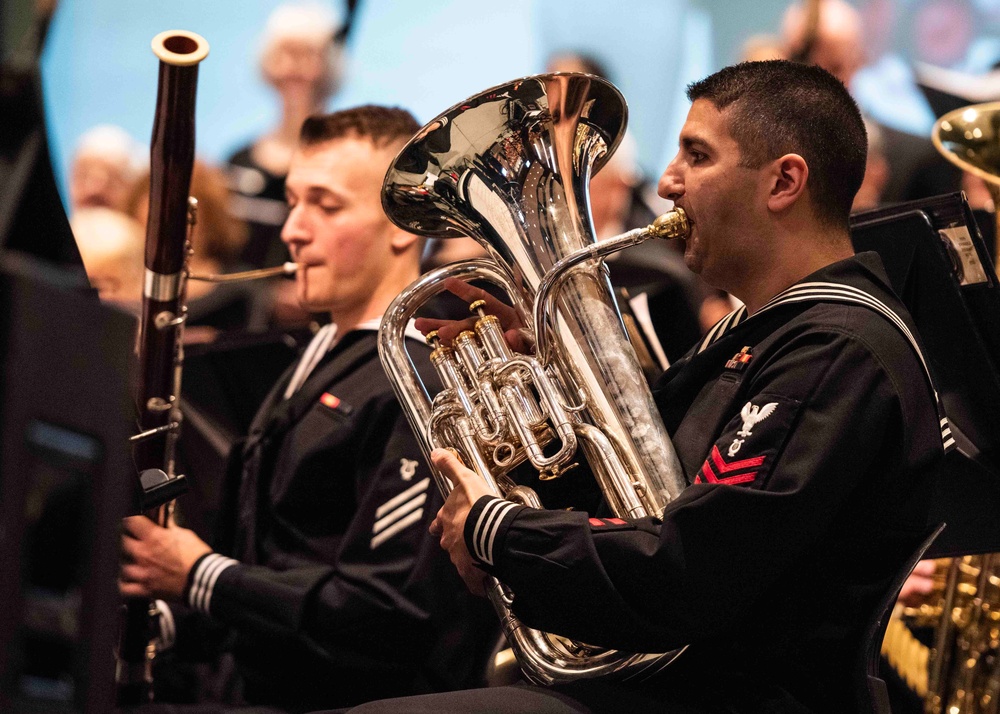 Navy Band Northeast Holiday Concert