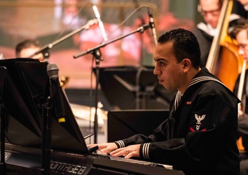 Navy Band Northeast Holiday Concert