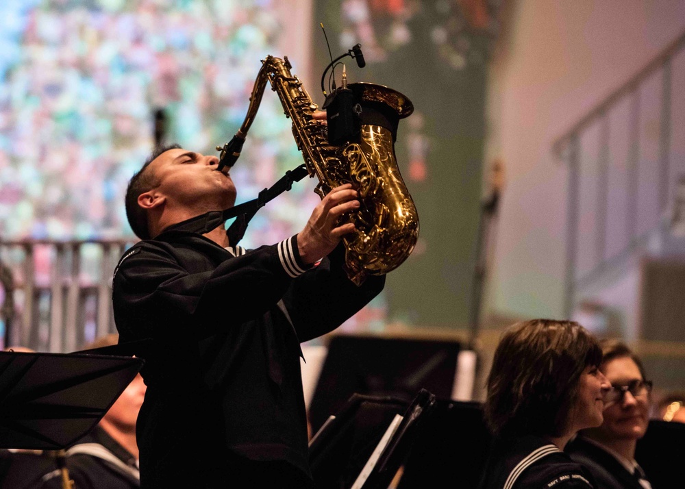 Navy Band Northeast Holiday Concert