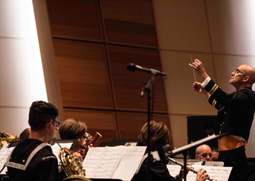 Navy Band Northeast Holiday Concert