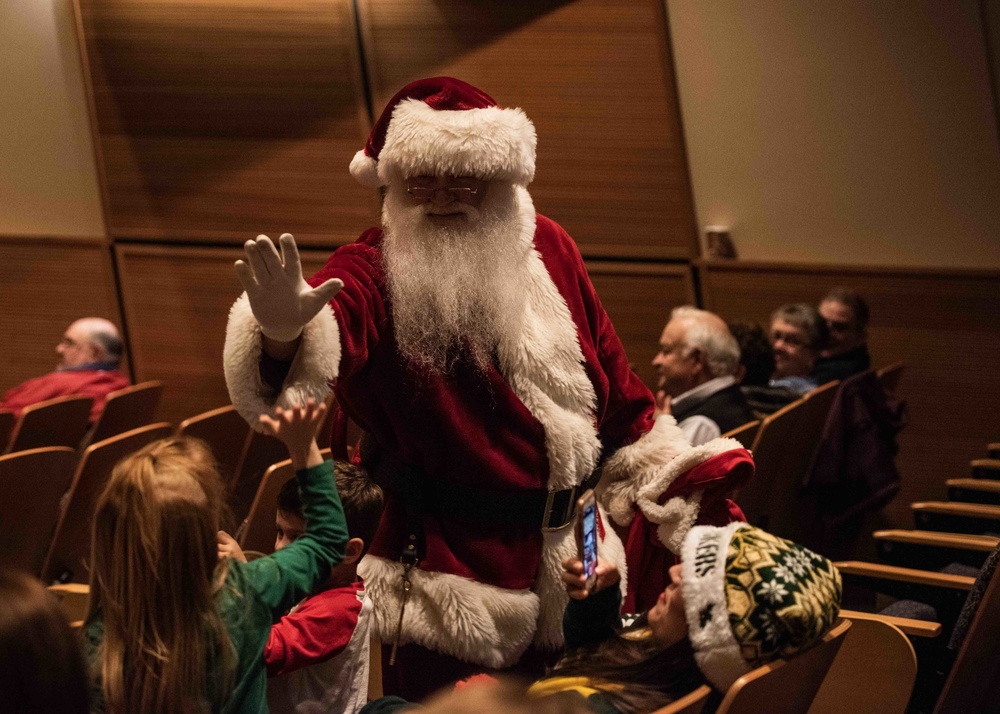 Navy Band Northeast Holiday Concert