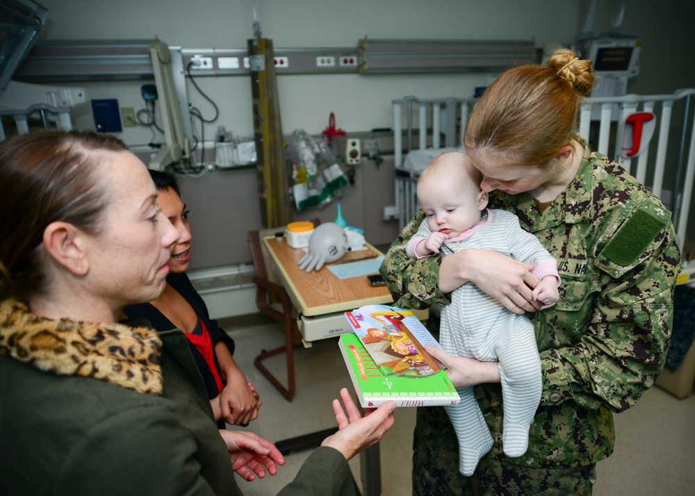 Junior League Visits NMCP's Pediatric Patients; Gifts Books to Promote Reading