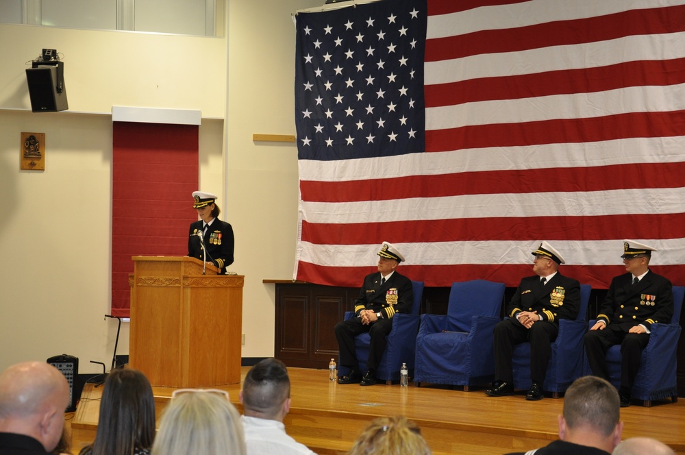 Naval Beach Unit 7 Changes Command in Sasebo, Japan