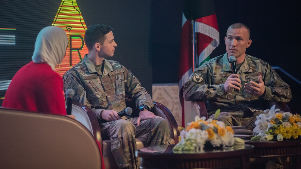 U.S. Airmen share insight on crisis comms at Kuwaiti conference