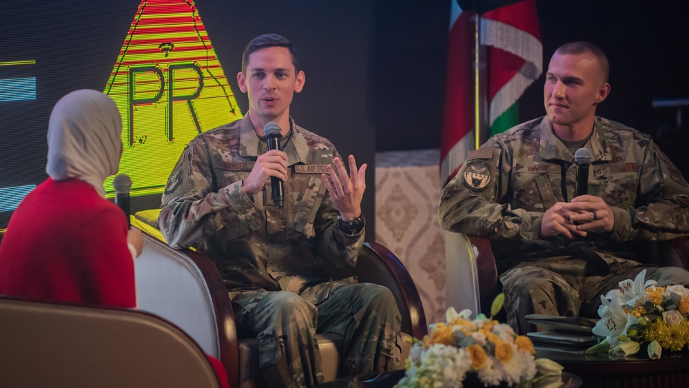 U.S. Airmen share insight on crisis comms at Kuwaiti conference