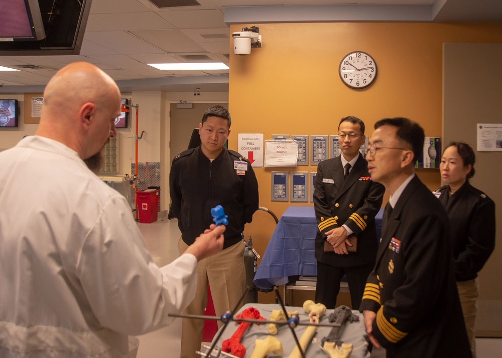 NMCSD Bioskills Training Technician Shows ROKN Delegates Bioskills Training Center