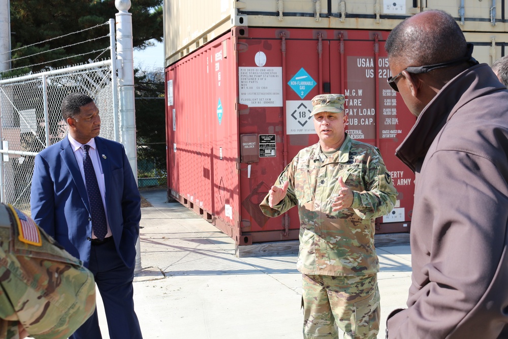 A meeting of the minds: Experts from 2 continents meet to discuss APS operations