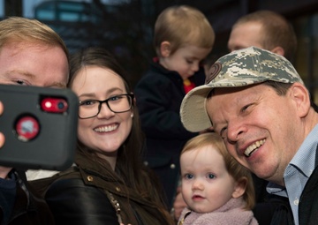 Wahlberg brothers visit Ramstein, thank troops