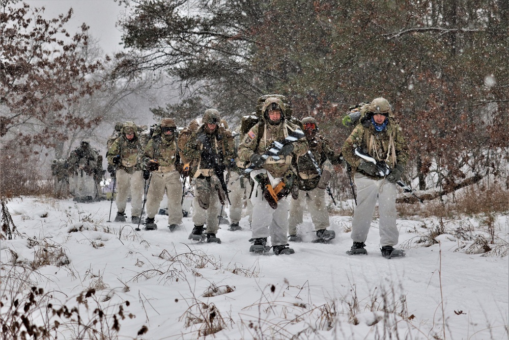 Fort McCoy, Wisconsin, training, Cold-Weather Operations Course, Army Reserve, Army training, Marine Corps, cold-weather training, winter warfare training, CWOC, snowshoes