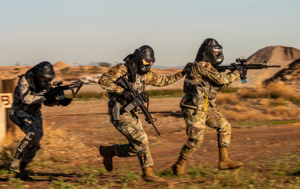 Shoot, Move, Communicate