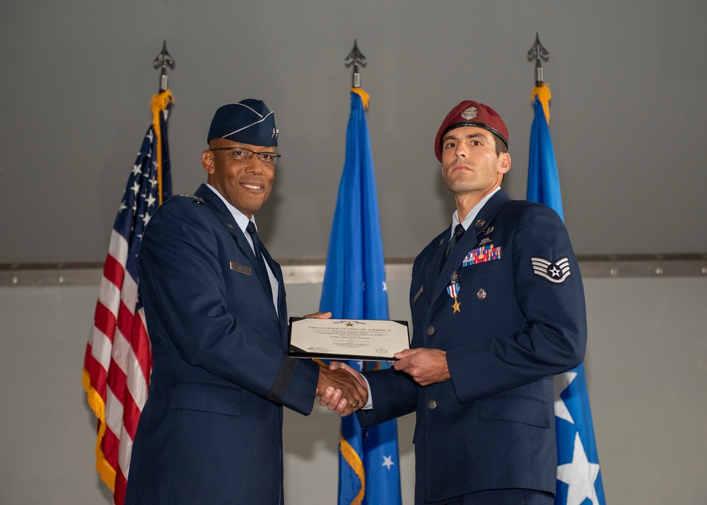 2 pararescue Airmen receive Silver Star Medals for gallant actions in Afghanistan