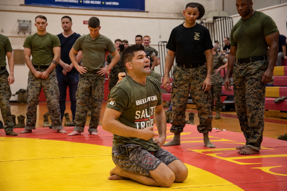 SHORT MMA MILITARY