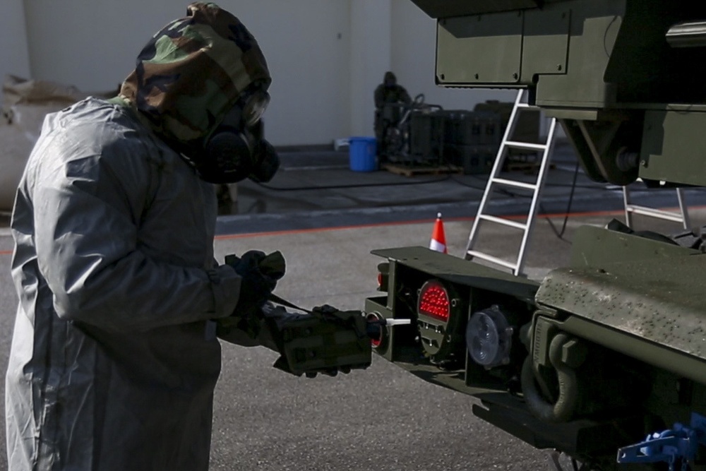 12th Marines conducts HIMARS decontamination training
