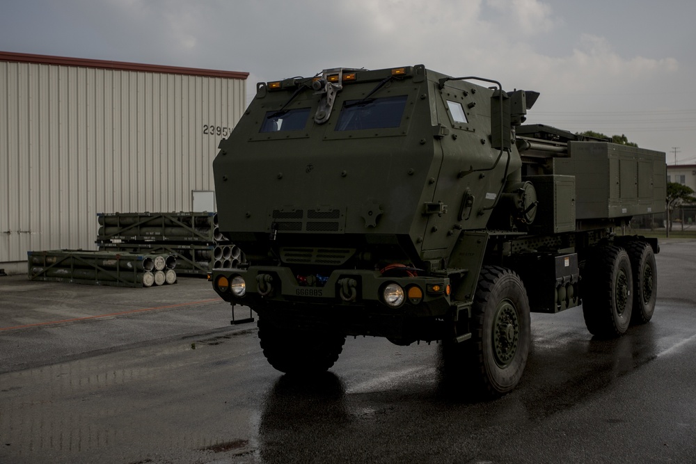 12th Marines conducts Decon on HIMARS