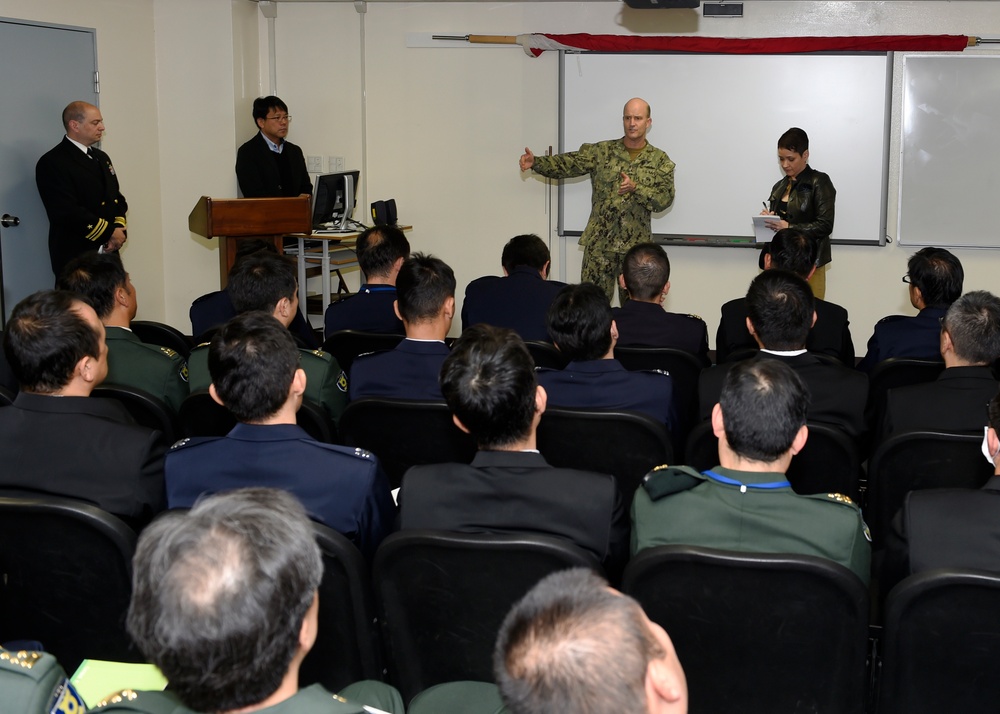 Commander US 7th Fleet and Commander Naval Forces Japan Speak to Joint War College Students.
