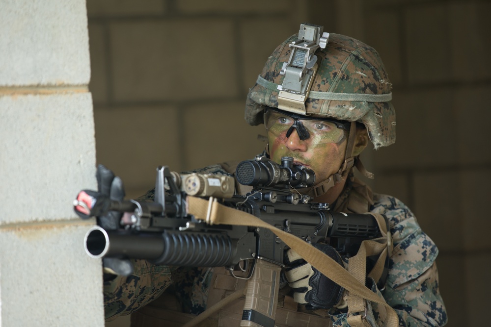 BLT 1/5 conducts simulated urban assault, jungle warfare training during MEU Exercise