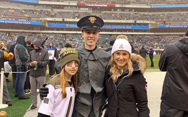 West Point freshmen get first taste of Army-Navy, bask in the experience