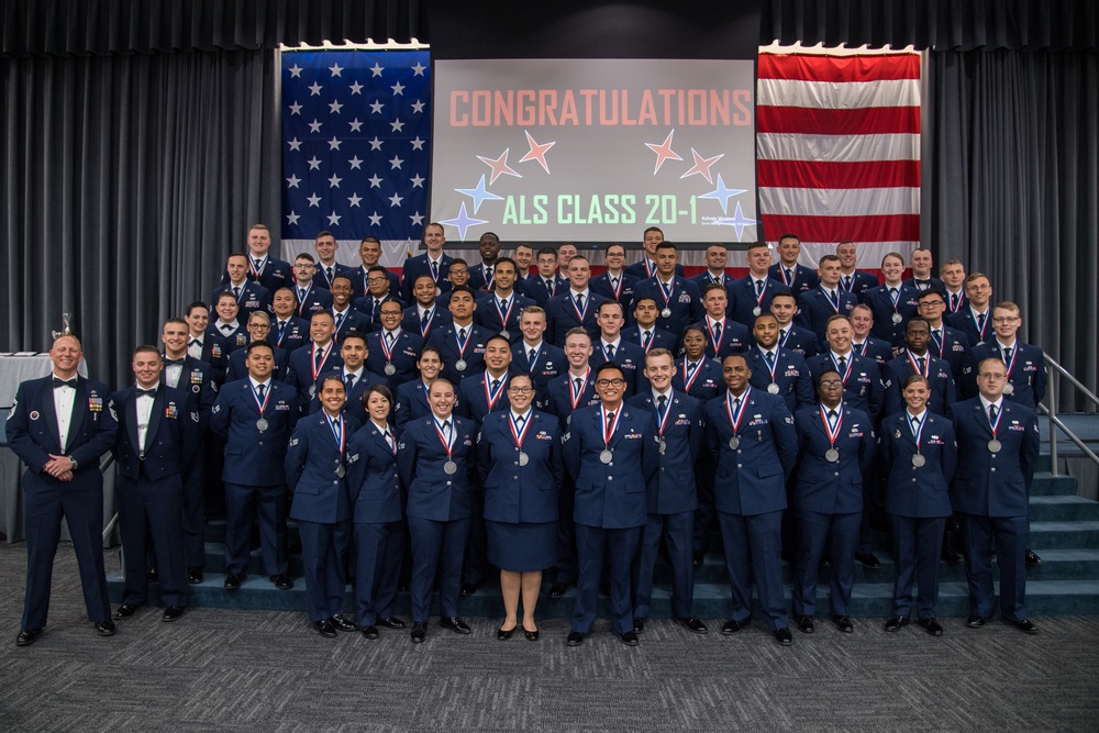 ALS Class 20-1 graduation
