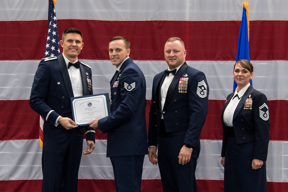 ALS Class 20-1 graduation