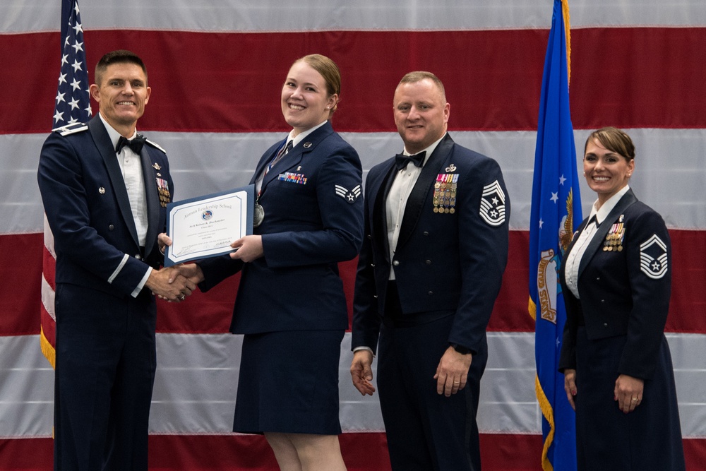 ALS Class 20-1 graduation