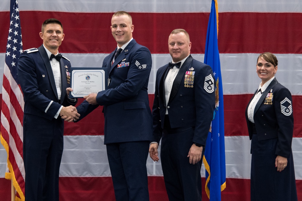 ALS Class 20-1 graduation