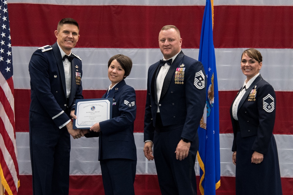 ALS Class 20-1 graduation