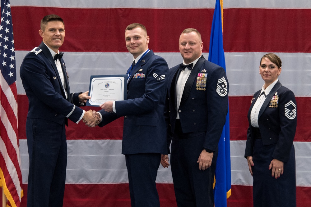 ALS Class 20-1 graduation