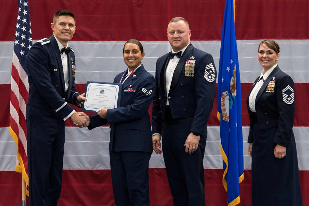 ALS Class 20-1 graduation