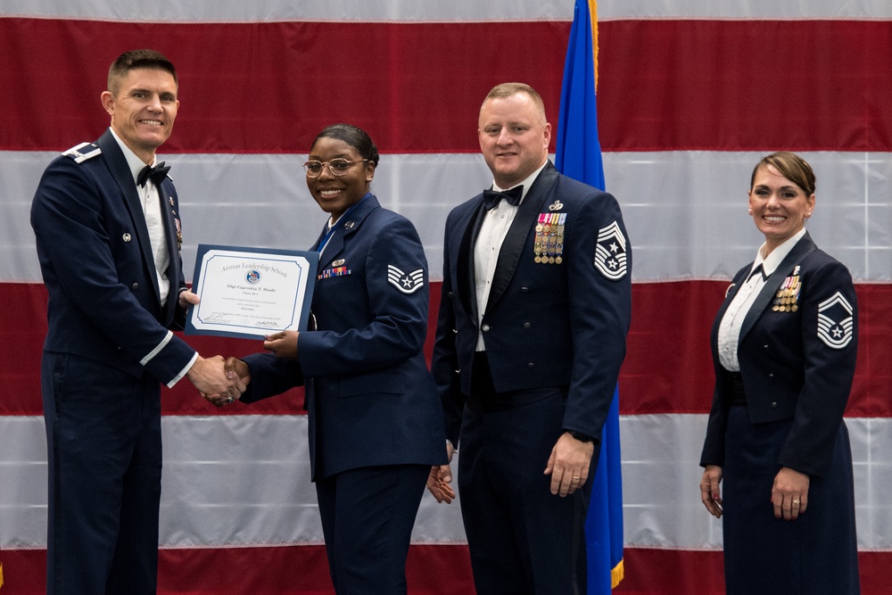 ALS Class 20-1 graduation