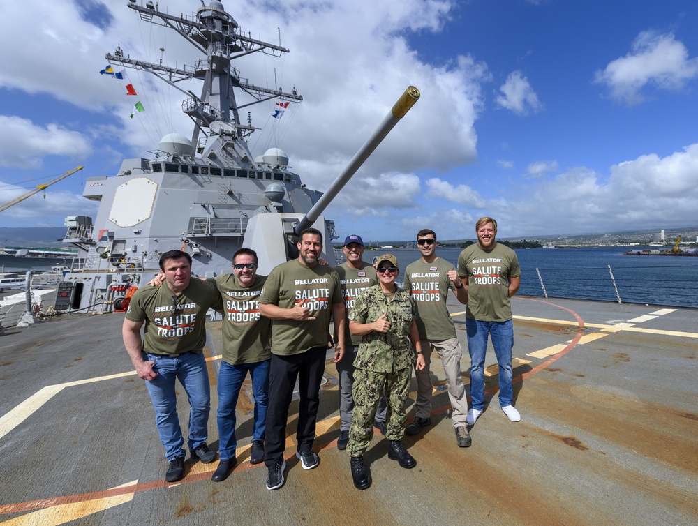 Bellator MMA visits USS William P. Lawrence