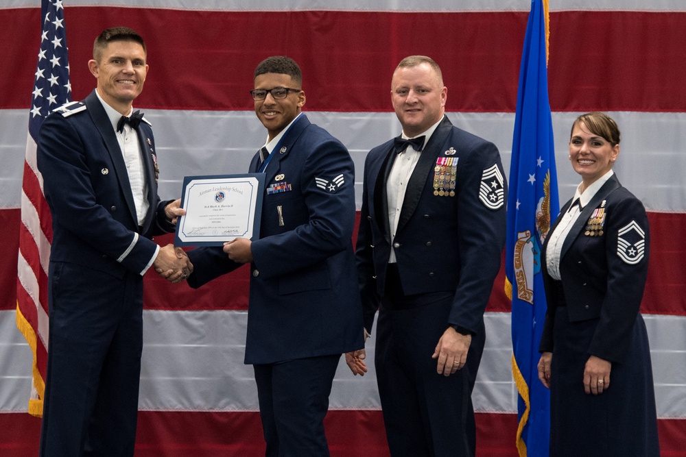 ALS Class 20-1 graduation