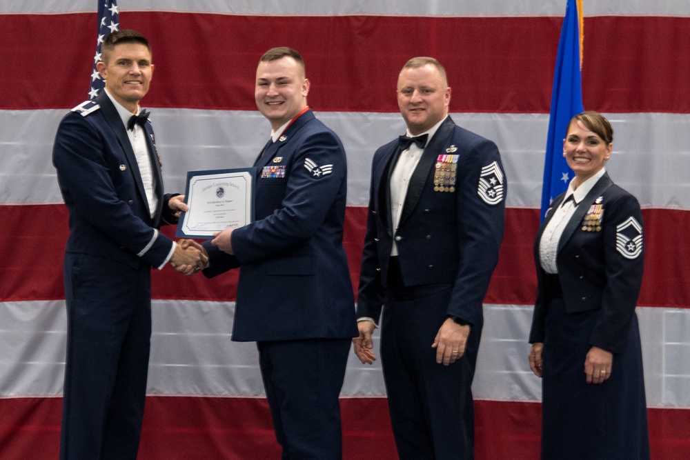 ALS Class 20-1 graduation