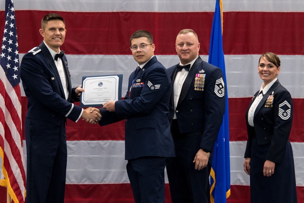 ALS Class 20-1 graduation