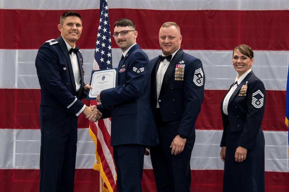 ALS Class 20-1 graduation